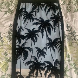 Vince Camuto stretch pull on pencil skirt, tropical print, Sz S